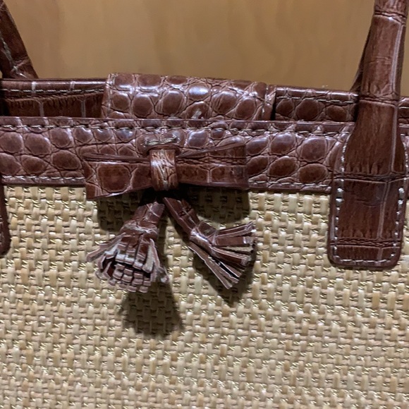 Brown and Cream Liz Claiborne hand bag - Picture 5 of 8